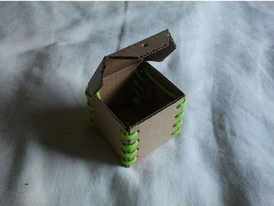 Làm ống heo sáng tạo từ thùng carton