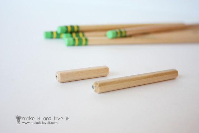 Cách làm đàn Ukelele từ bìa carton