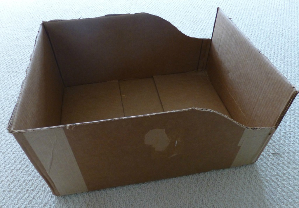 Làm ô tô cho bé từ thùng carton-bao bì carton